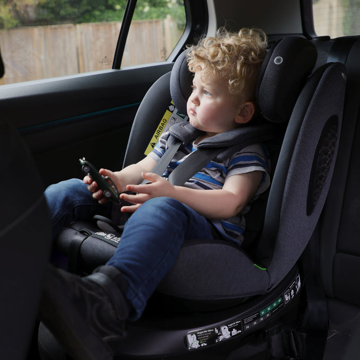 MBCS200 Spin R129 Car Seat with Top Tether - Black