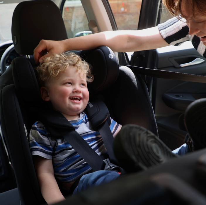 MBCS100 2-in-1 Convertible R129 Car Seat - Black